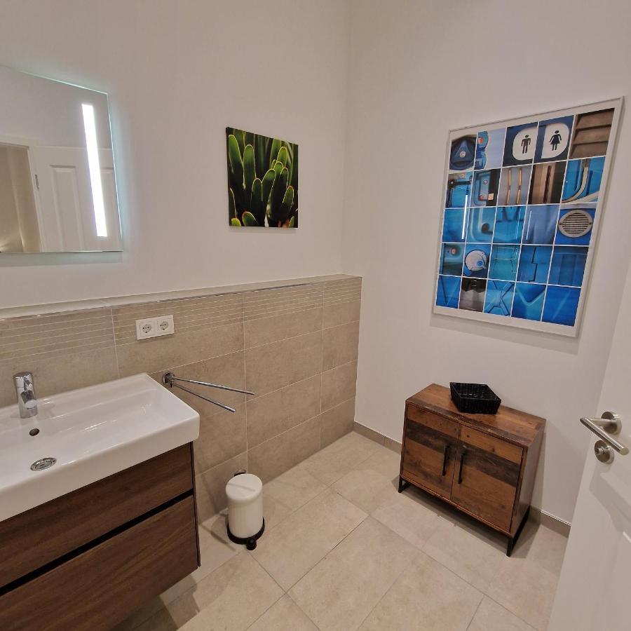 Apartment Mit Parkblick & Massagestuhl Leipzig Eksteriør billede