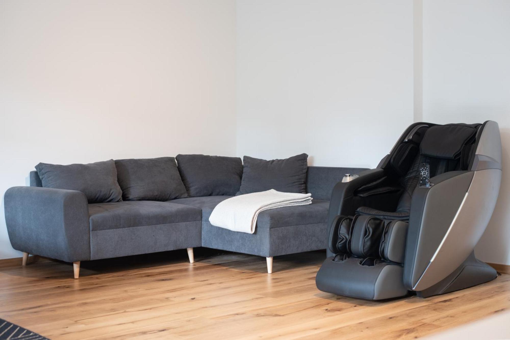 Apartment Mit Parkblick & Massagestuhl Leipzig Eksteriør billede