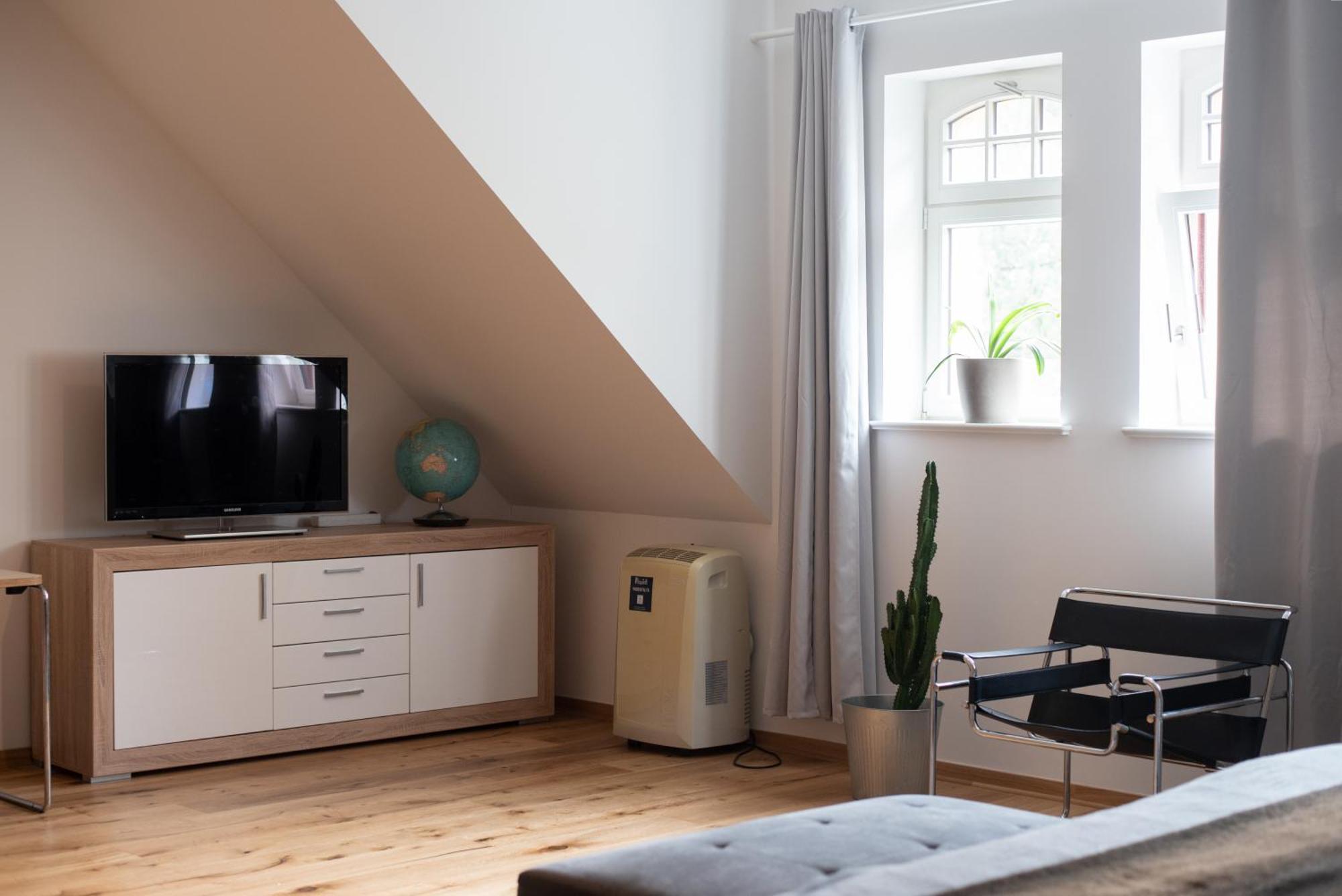 Apartment Mit Parkblick & Massagestuhl Leipzig Eksteriør billede